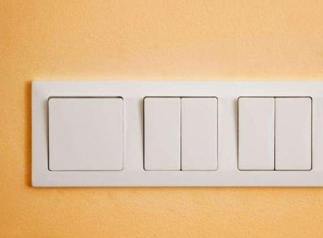 家裝強(qiáng)電和弱電的區(qū)別是什么？電路布線應(yīng)當(dāng)注意哪些原則？